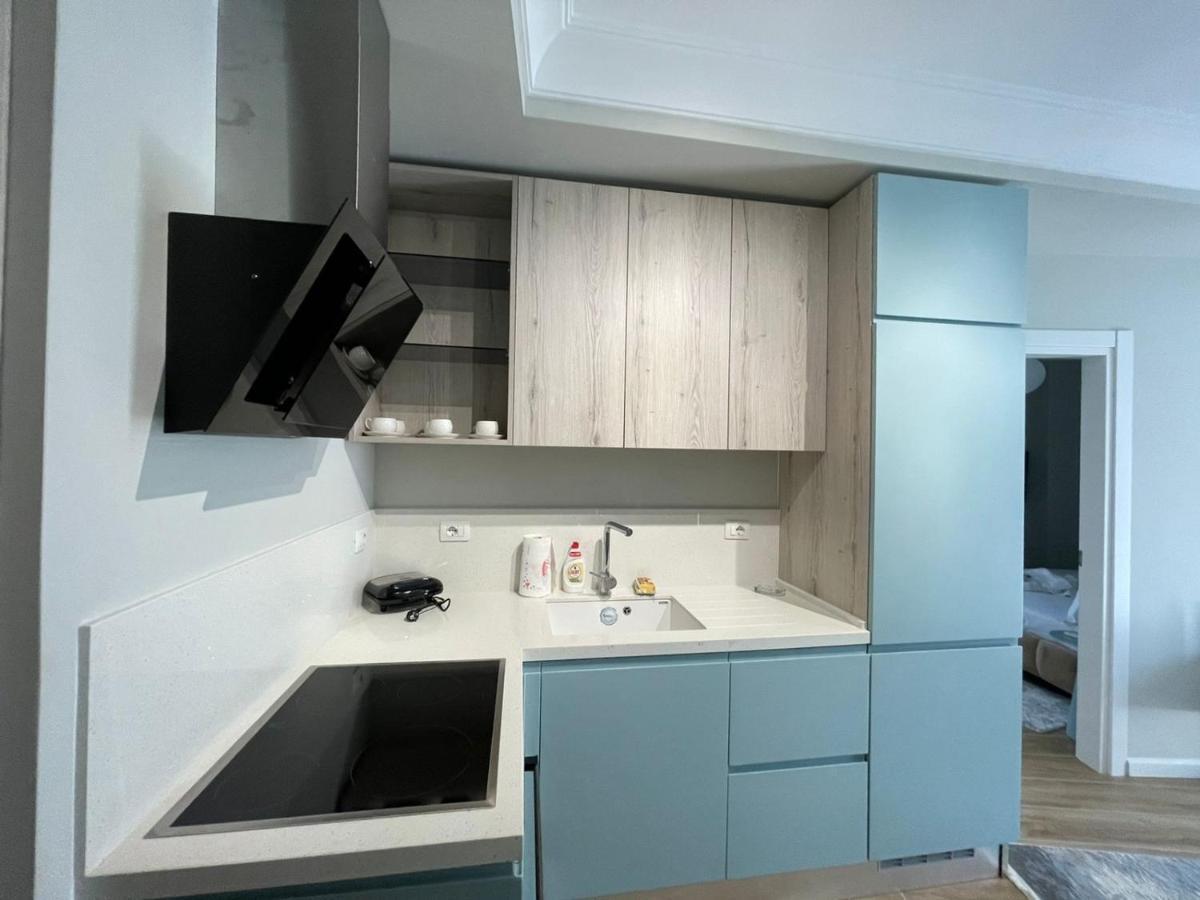 Blissful Apartments Sarande Exterior photo